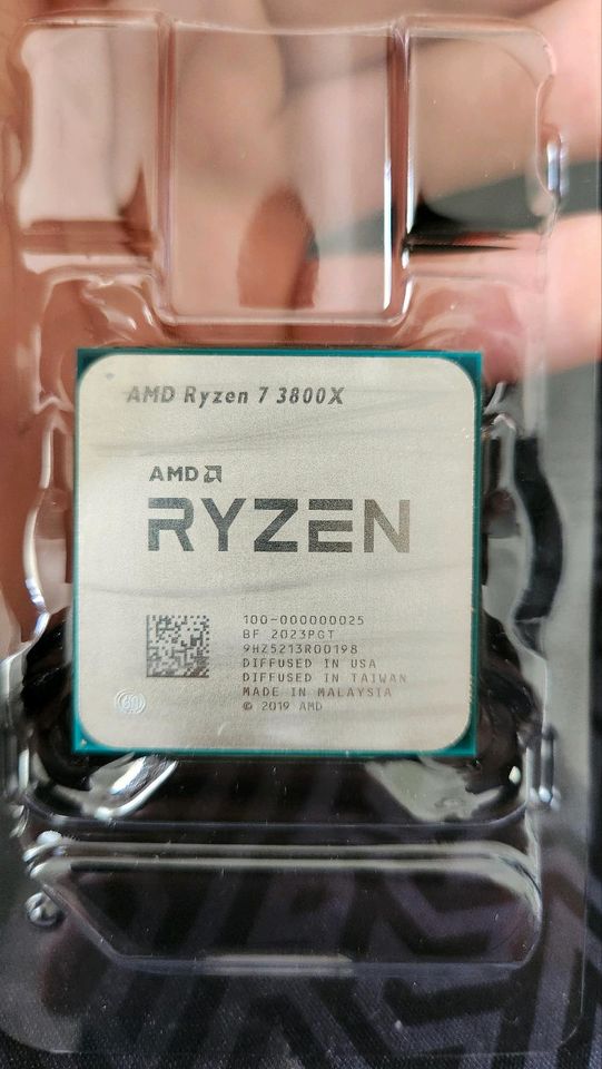 AMD Ryzen 7 3800 X AM4 CPU in Detmold