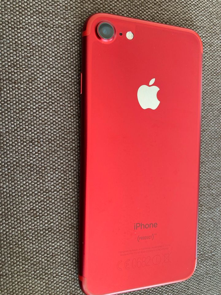 iPhone 7 (PRODUCT)RED™ 256 GB in Kassel