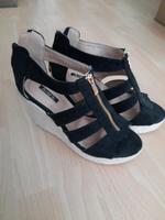 Keilsandalen schwarz 39 schick Sommer Niedersachsen - Papenburg Vorschau