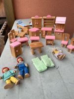 Puppenhaus/ Puppenstube Möbel Männchen Tisch Stuhl Bett Holz Sachsen-Anhalt - Hötensleben Vorschau