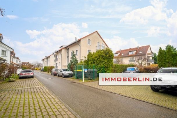 IMMOBERLIN.DE - Im Berliner Speckgürtel! Gemütliche bezugsfreie Wohnung mit Südwestbalkon & Pkw-Stellplatz in Dallgow