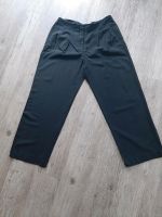 3/4 Massimo Dutti Hose, Stoffhose schwarz Gr. 40 top Nordrhein-Westfalen - Essen-Margarethenhöhe Vorschau