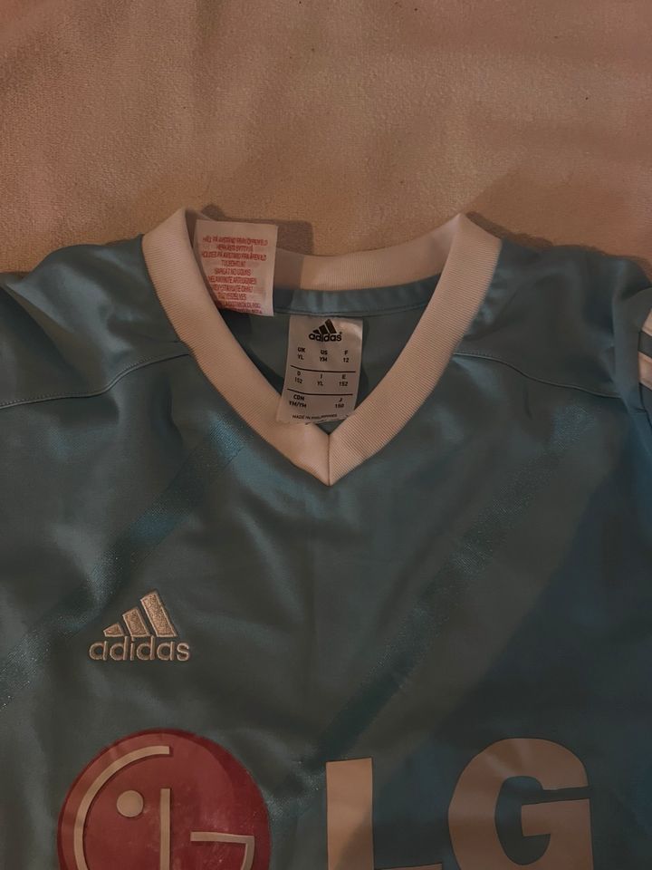 Adidas Kinder Trikot Größe 152 164 babyblau in Berlin