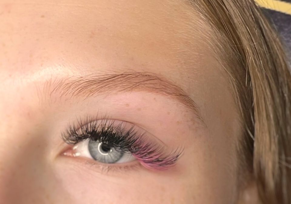 Modelle Powder Brows/Augenbrauen Pigmentierung in Delingsdorf