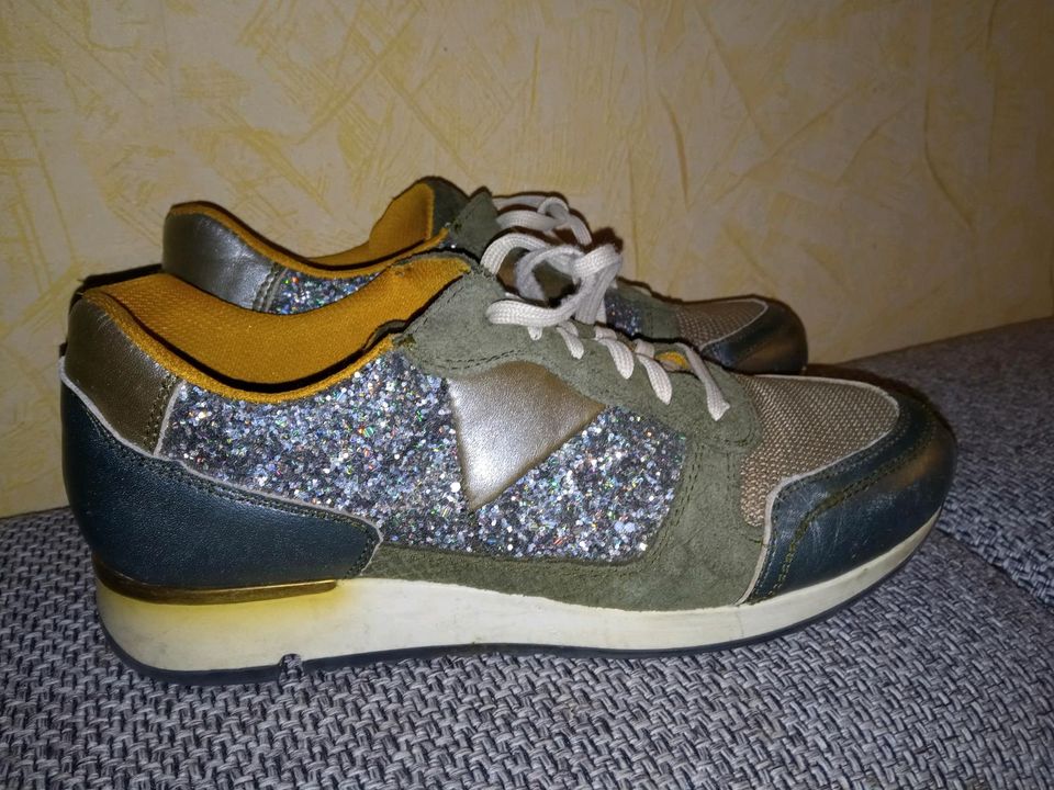 Sneakers Poelmann original Größe 39 grün mit Glitzer schick Leder in Siek