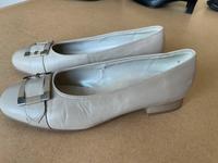 Jenny by ara Ballerinas Gr. 6, beige Hessen - Butzbach Vorschau