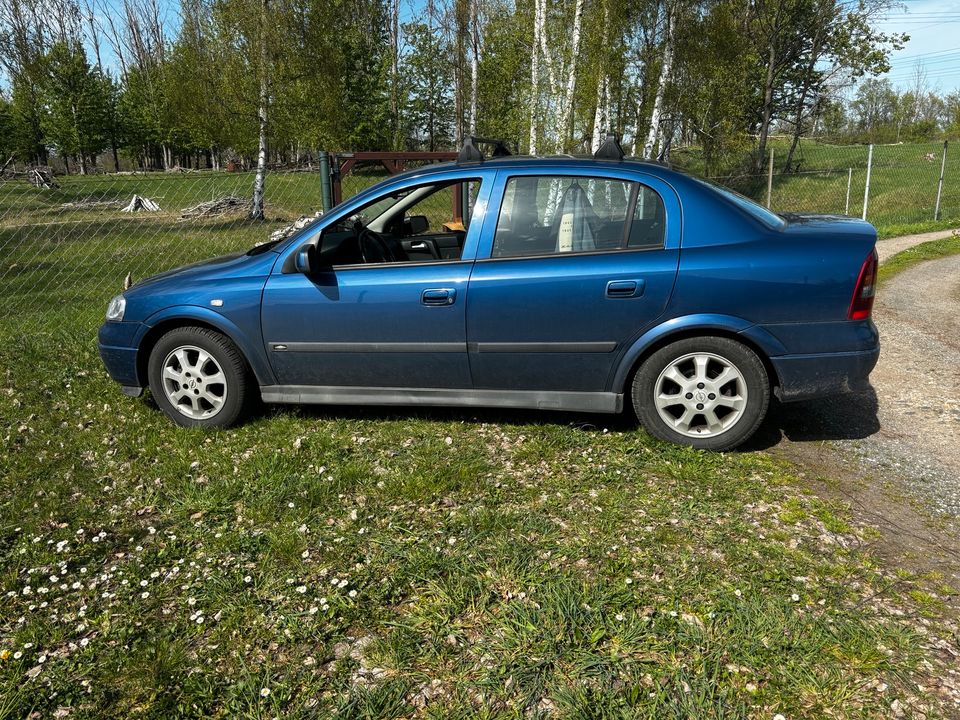 Opel Astra G 1.6 Stufenheck in Altenburg