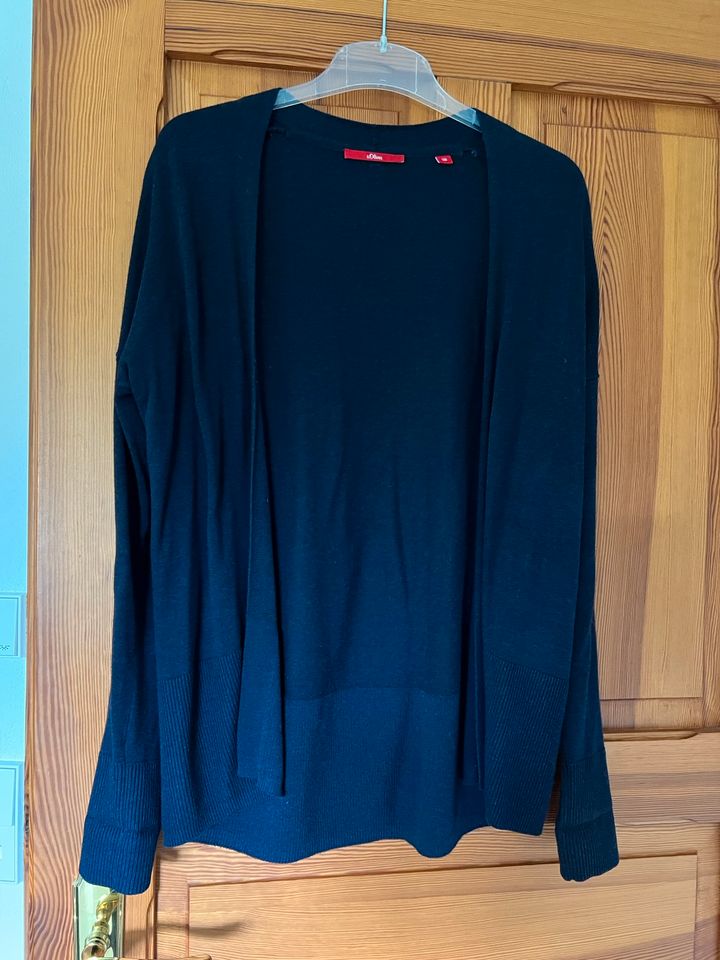 Schicker Cardigan Strickjacke S.Oliver Gr. 38 blau in Wangen im Allgäu