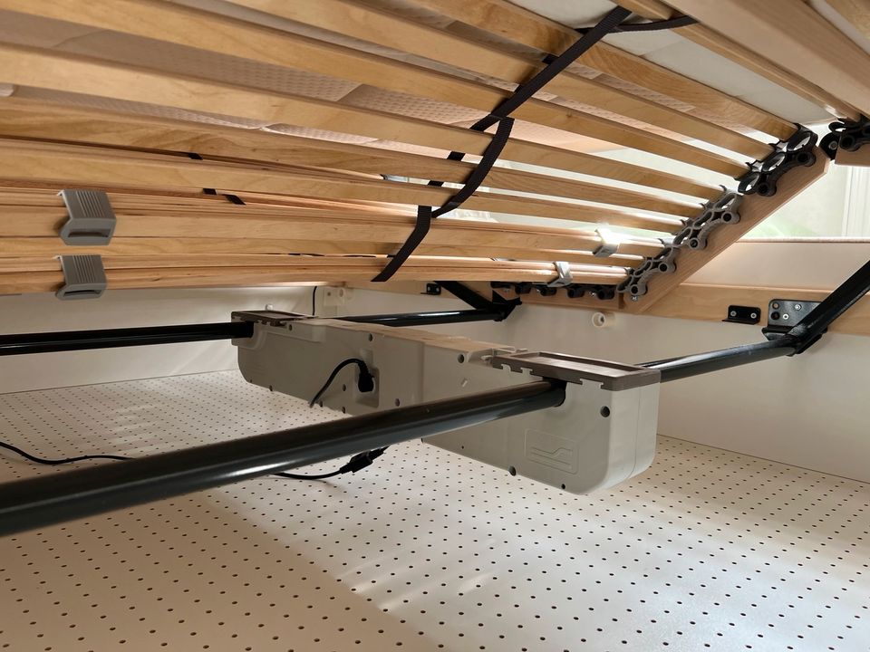 Elektrisch verstellbares Bett 1,20m x 2,0m in Dörpen