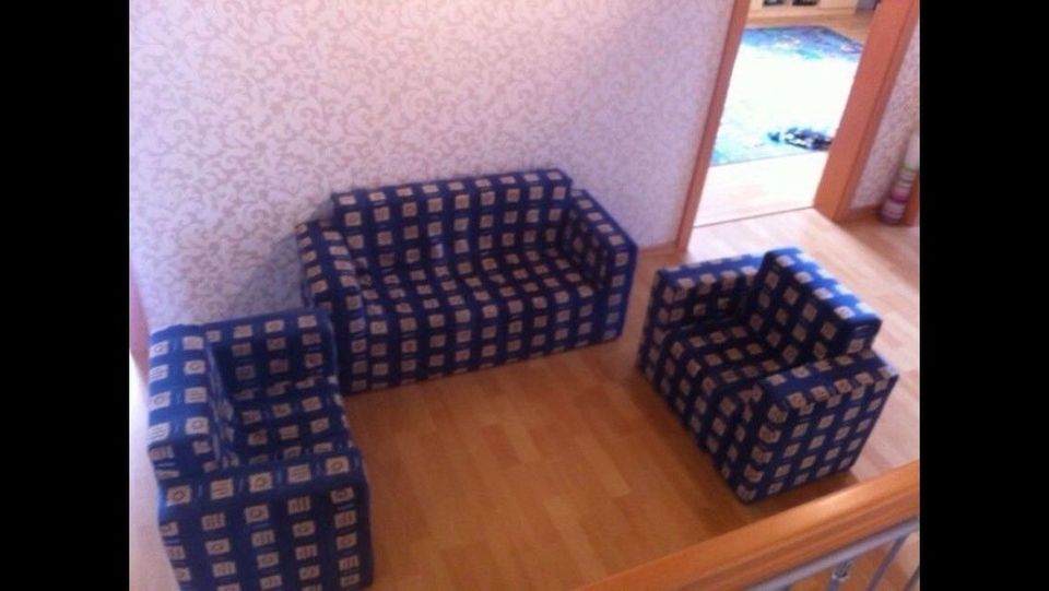 Kinder - Sitzgarnitur zu verkaufen: Sofa mit 2 Sessel in Bremen