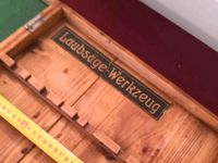 alte Holzkiste Reklame Kiste Werbekiste alte Koffer Gartengeräte Dresden - Äußere Neustadt Vorschau