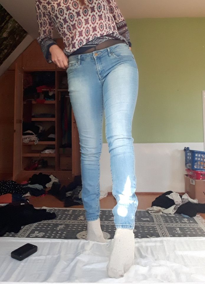 Hose mid rise, Jeans, Skinny, 30/32 in Frankfurt am Main