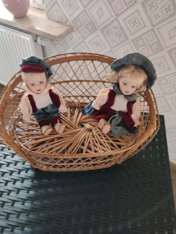 Porzellan Puppen Sammlung in Nordenham
