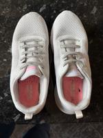 Sneakers weiss Niedersachsen - Varel Vorschau