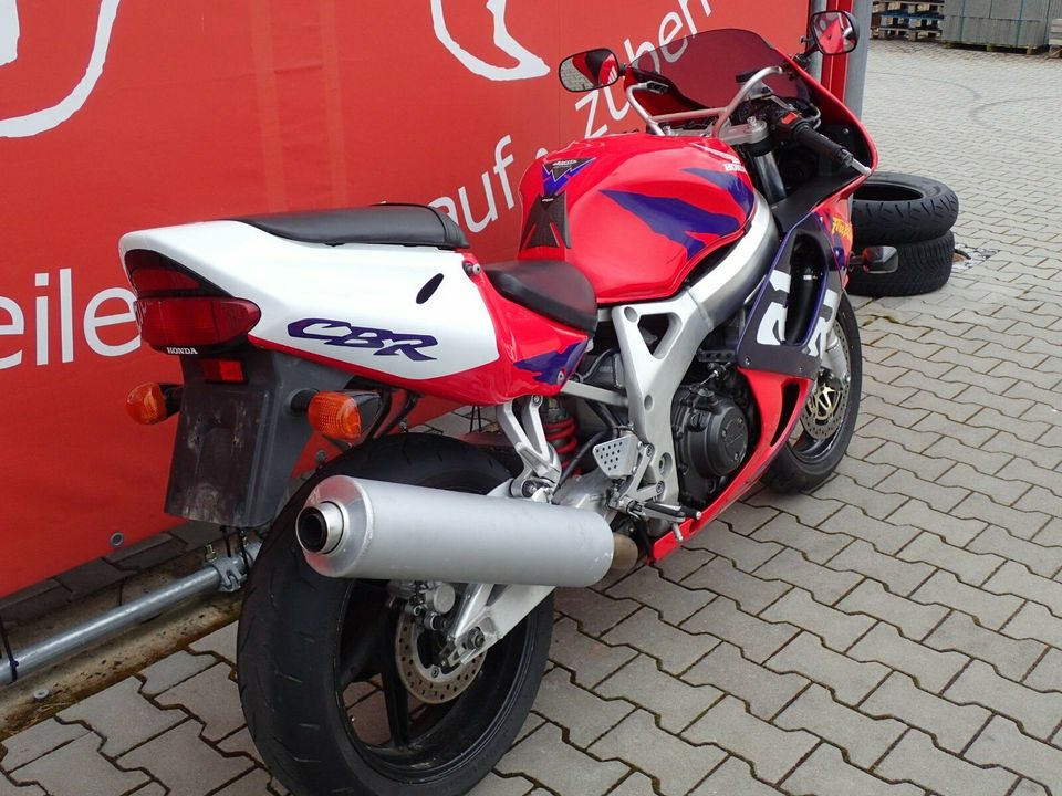 Honda CBR 900 SC33 48000km 4 Hand in Mantel