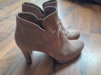 Tamaris Damenschuhe hoher Absatz Größe 40 Essen-West - Holsterhausen Vorschau