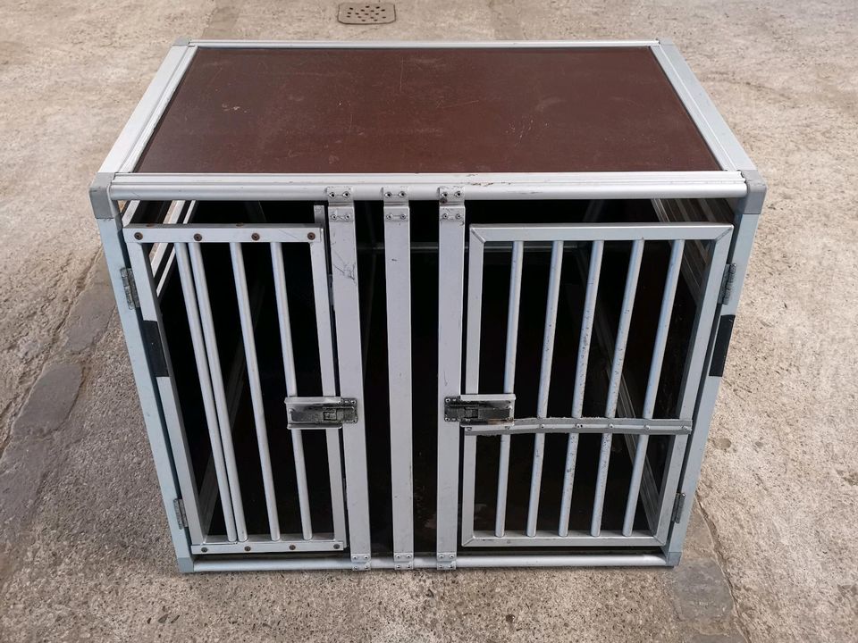 Schmidt-Box Hundebox Transportbox Doppelbox Alu Hund Auto-Box in Nordstemmen