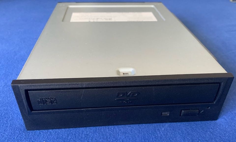 Toshiba DVD-ROM Drive Model SD-M1712 in Rodgau