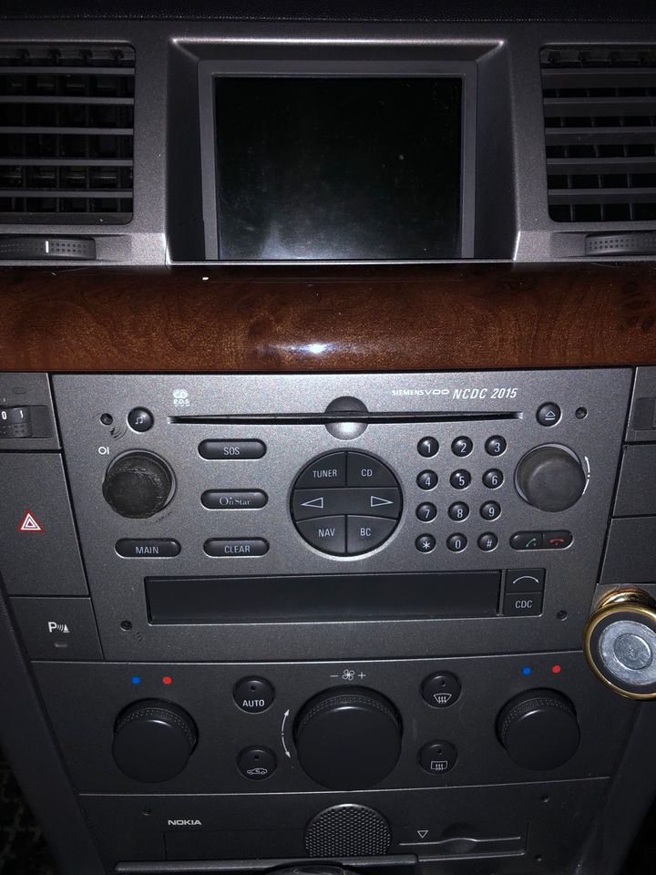 Komplettes Radio mit Code Opel vectra c, Signum 2.2l direct in Waldkraiburg