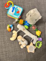 Babyspielzeug Set / Greifring / fühlbuch / Kinderwagen Hänger Bayern - Münchsteinach Vorschau