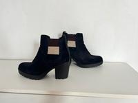 Tommy Hilfiger Boots blau 38 Stiefeletten Hessen - Fritzlar Vorschau