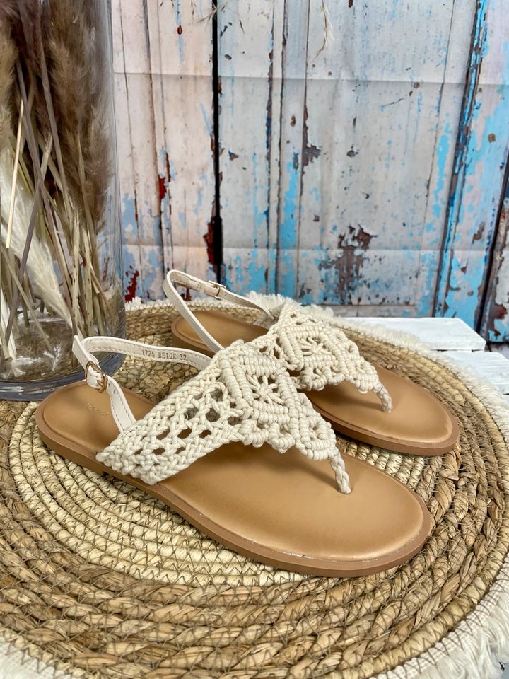 Wunderschöne Ibiza Boho Häkel Sandalen „Makramee“ in Bochum - Bochum-Ost |  eBay Kleinanzeigen ist jetzt Kleinanzeigen