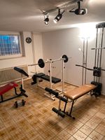 Studio Hantelbank Lang/Kurzhantel + Gewichte + Fitnessstation Nordrhein-Westfalen - Halle (Westfalen) Vorschau