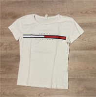 Tommy Hilfiger T-Shirt, weiß, Gr. 140 Schleswig-Holstein - Struckum Vorschau