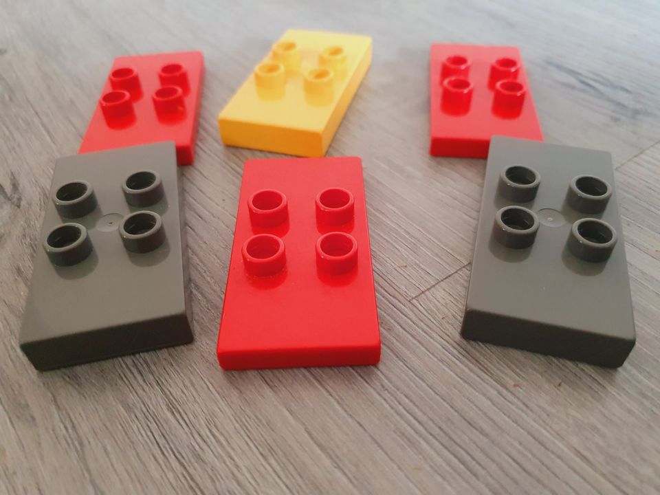 68 Lego Duplo XXL Sondersteine Dachsteine Brücke flache Steine in Salzatal