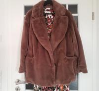 Fellimitat Jacke, fake fure Teddyfell Jacke, Größe M Schleswig-Holstein - Leck Vorschau