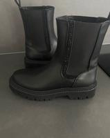Catwalk Boots Stiefel Gr. 40 NEU schwarz deichmann Leder Rheinland-Pfalz - Germersheim Vorschau