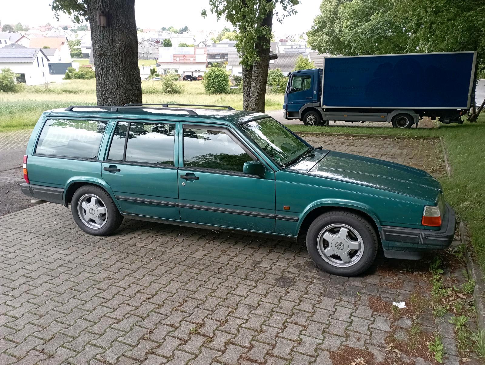 Abbildung des Autos Volvo 940*Kombi*2,3L Red…
