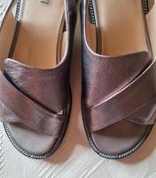 Neu! Damen Sandalen aus Leder in Gr. 39 Hamburg-Nord - Hamburg Hohenfelde Vorschau