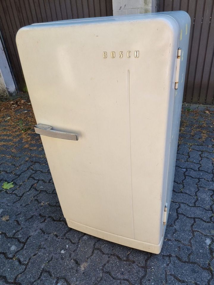 Vintage Kühlschrank in Karlsruhe