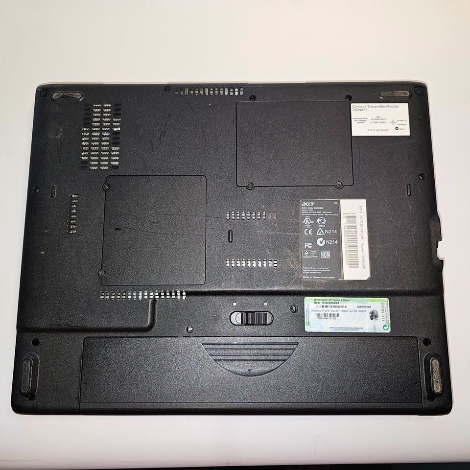 #C12 Notebook Acer Aspire 1360, Notebook, AMD Mobile Sempron 3000 in Cölbe