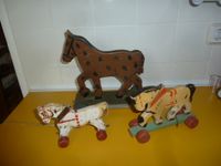 2 alte Holzpferde auf Rollen- Deko-Pferde*Spielzeug*17 u. 14 Euro Rheinland-Pfalz - Budenheim Vorschau