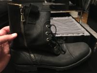 Dolce & Gabbana Designer-Biker-Boots, Wildleder, G.44, NP ca. 600 Neuhausen-Nymphenburg - Neuhausen Vorschau