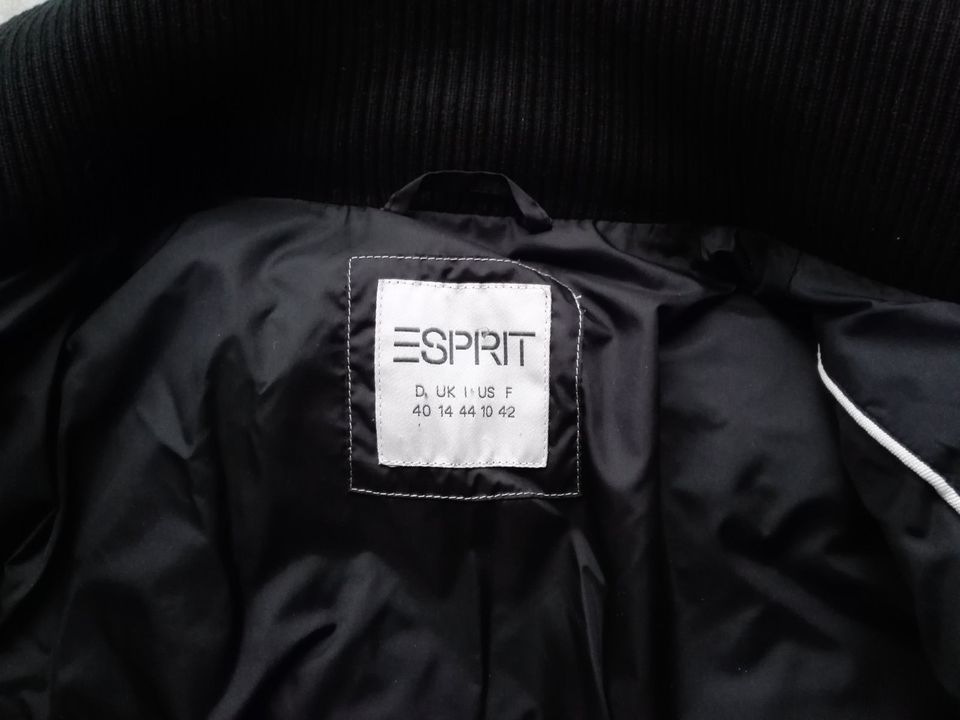 Esprit Winterjacke schwarz Gr.40 in Weil im Schönbuch