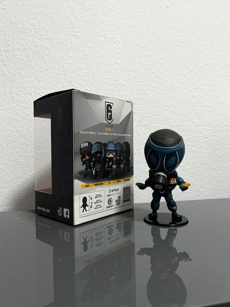 Rainbow Six Collection: Smoke Figur in Nürnberg (Mittelfr) - Südstadt |  eBay Kleinanzeigen ist jetzt Kleinanzeigen