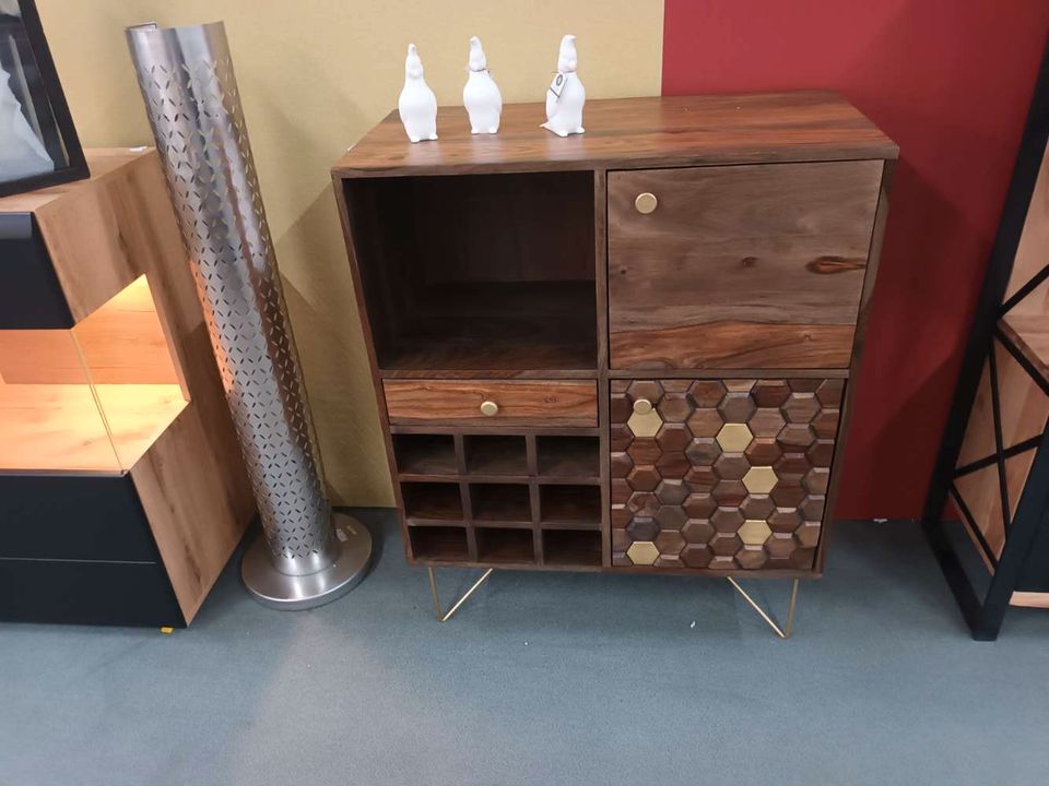 (E) Schränke, Sideboard, Kommode statt 949€ in Eisleben