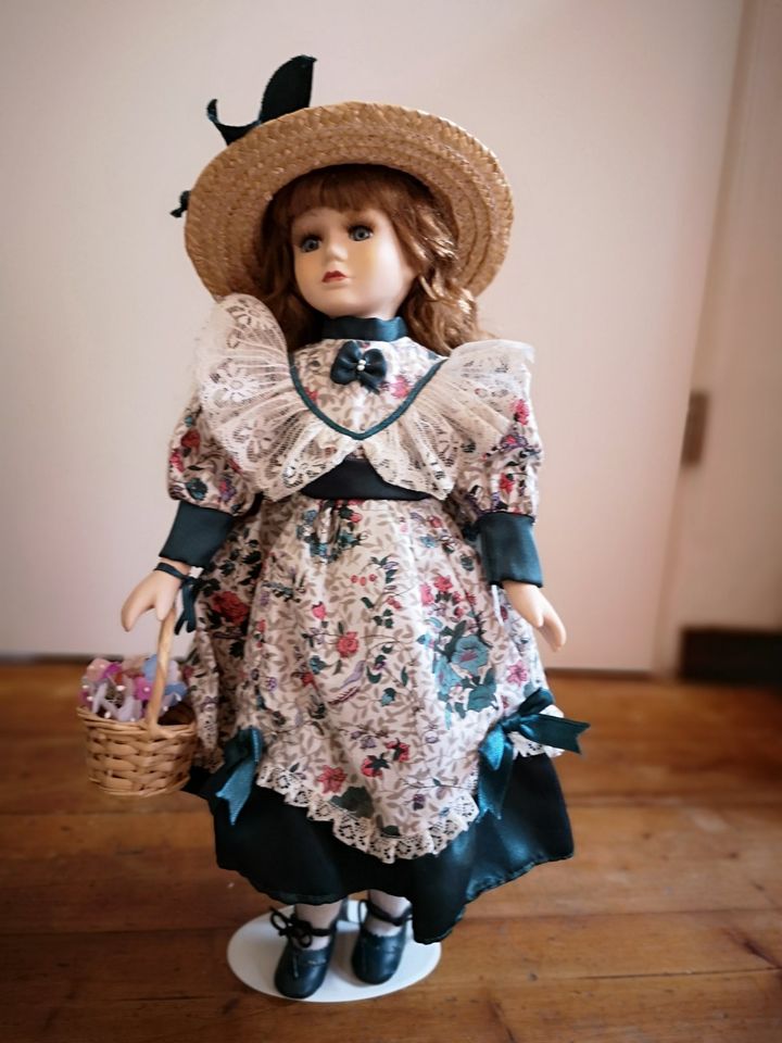 Porzellanpuppen - Deko - teilweise Neu - Puppensammlung - Vintage in Burghausen