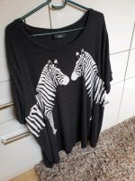 Dunkelgraues Zebra Shirt in Größe 52/54- neuwertig Niedersachsen - Vechelde Vorschau