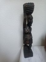 Afrikanische handgeschnitzte Figur Holz Bayern - Augsburg Vorschau