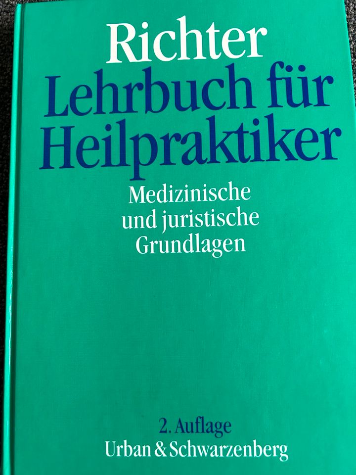 Richter Lehrbuch für Heilpraktiker in Berlin