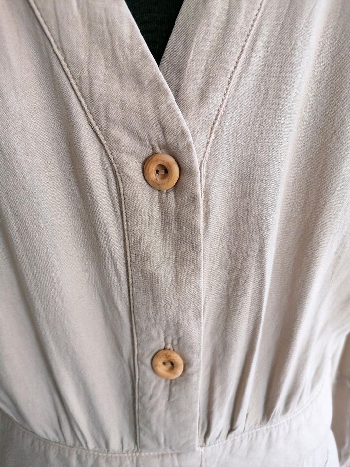 JUMPSUIT kurz overall Zara neu Gr L beige in Hambühren