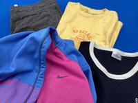 Sportoutfit Nike u.a. 4-teilig Jacke Leggings T-Shirt Bayern - Alzenau Vorschau