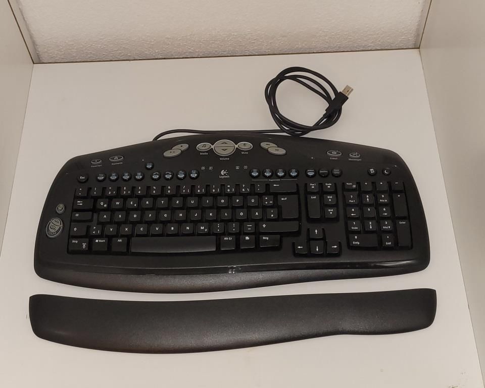 Logitech Corded Keyboard Y-BN52 Tastatur USB in Baden-Württemberg - Wangen  im Allgäu | Tastatur & Maus gebraucht kaufen | eBay Kleinanzeigen ist jetzt  Kleinanzeigen