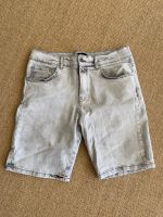 YOURTURN Herren Jeans Shorts grau stretch Gr. 33 super Zustand Nordrhein-Westfalen - Rietberg Vorschau