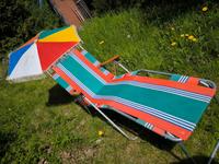 DDR 60er Jahre Campingliege Liegestuhl rot weiß grün gestreift Thüringen - Jena Vorschau