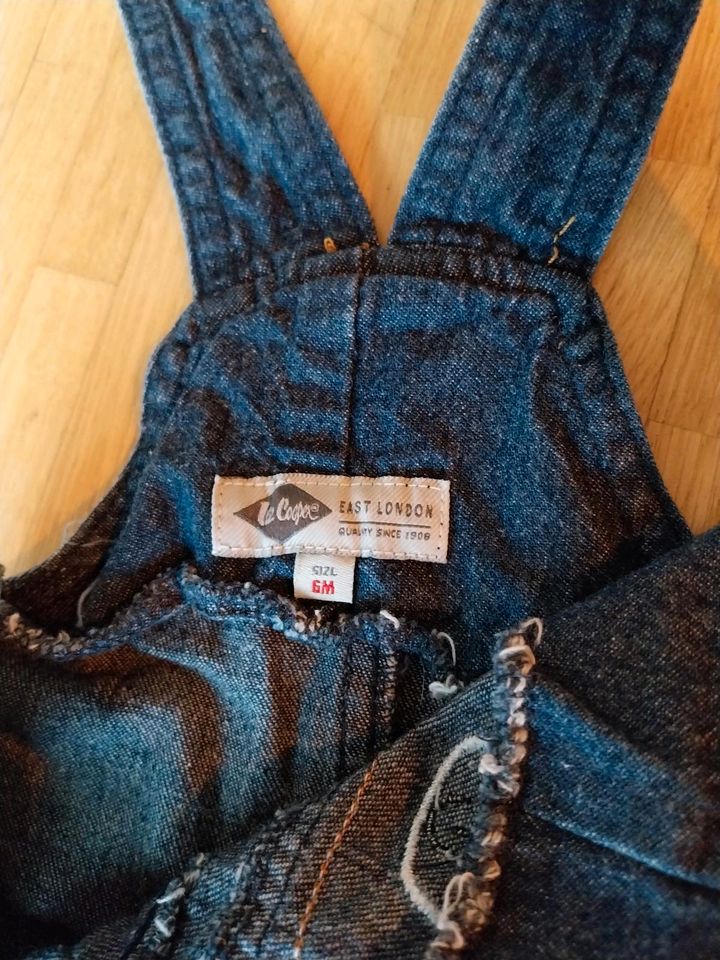 Jeans-Latzhose mit Shirt Set Lee Cooper Gr. 6m/68 in Mecklenbeck